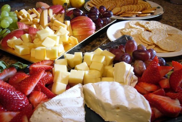 Brie cheese and fresh fruit platter prepared by The Mobile Chef